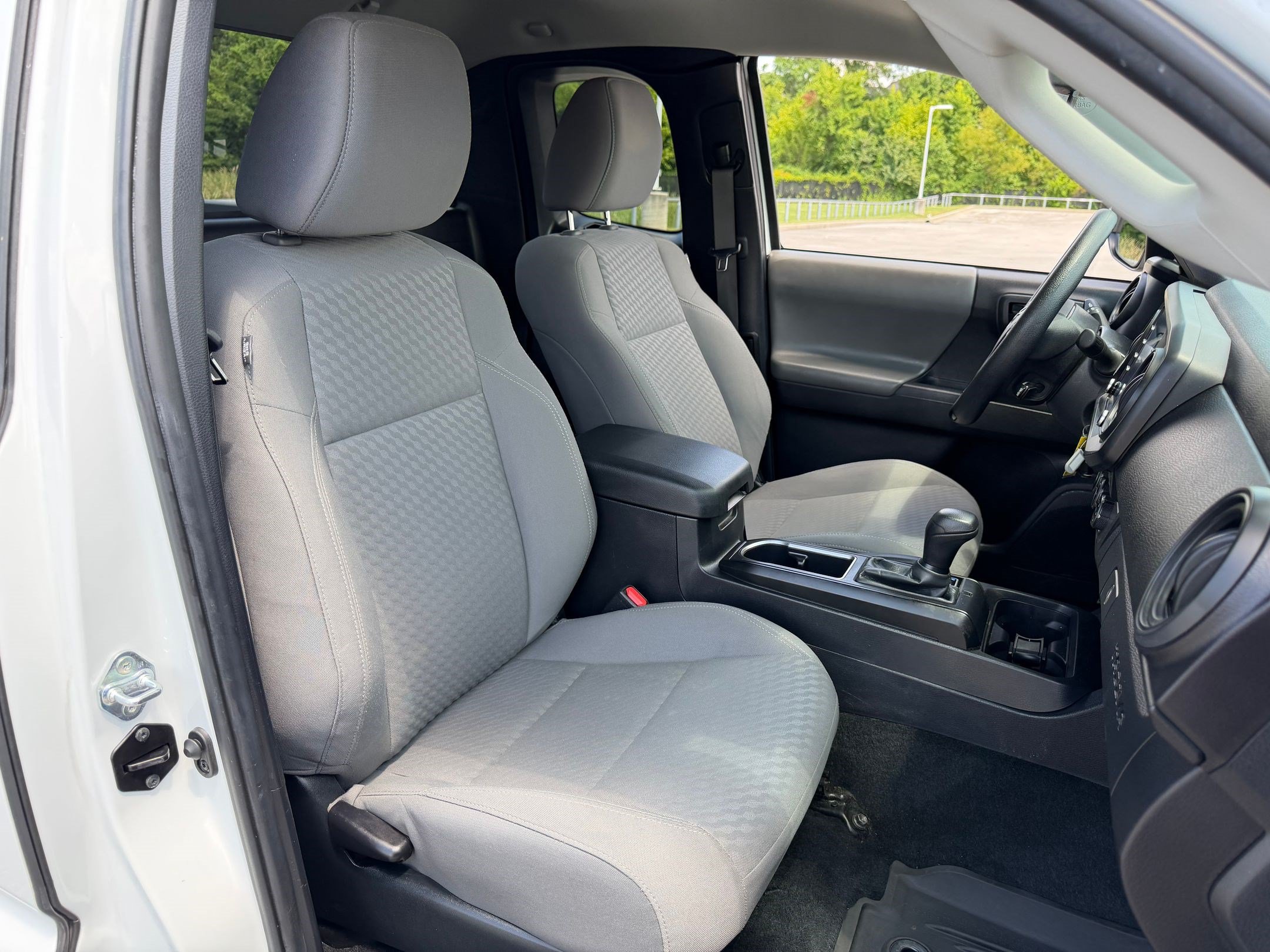 Used 2023 Toyota Tacoma SR RWD image 20