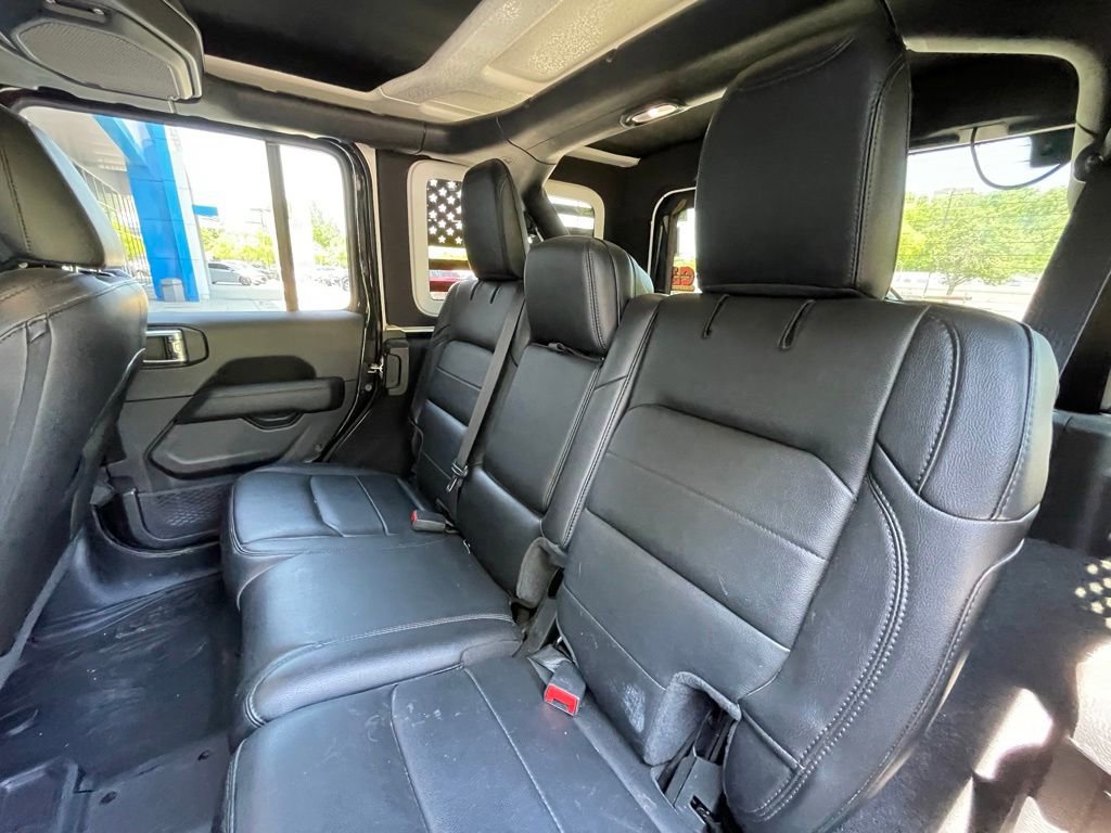 Used 2021 Jeep Wrangler Unlimited Sahara AWD/4WD image 25