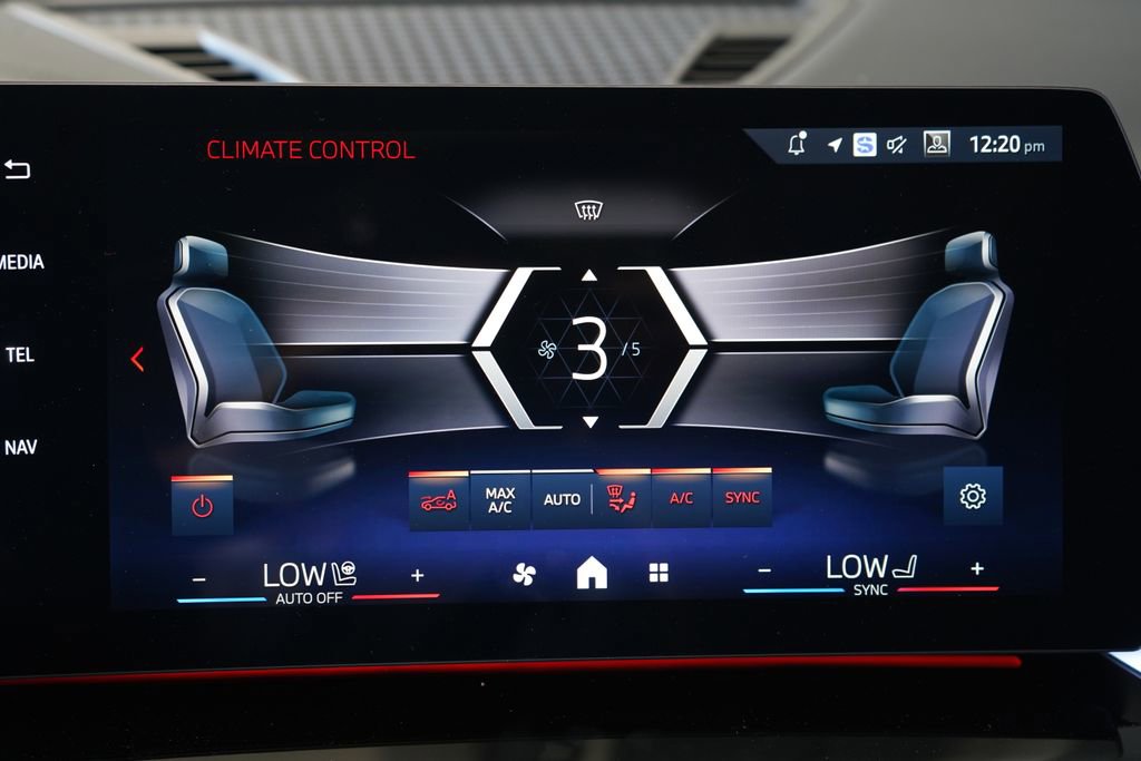 Used 2025 BMW X1 xDrive28i w/ Convenience Package image 17