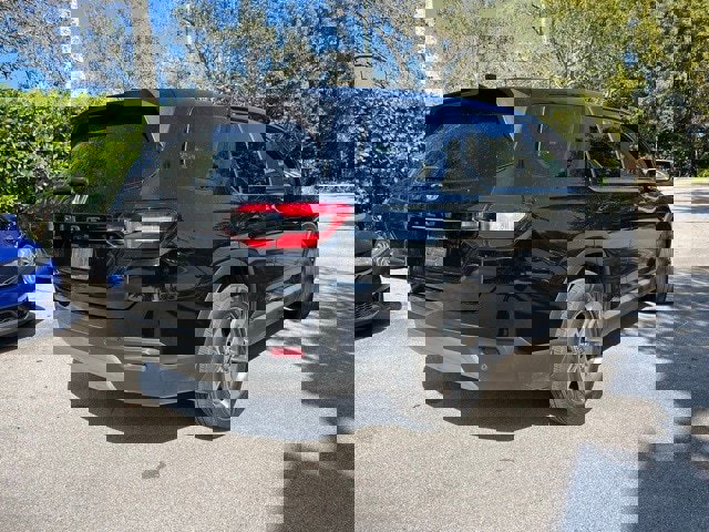 Used 2023 Honda Pilot EX-L image 4