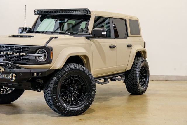 Used 2025 Ford Bronco Badlands AWD/4WD image 23