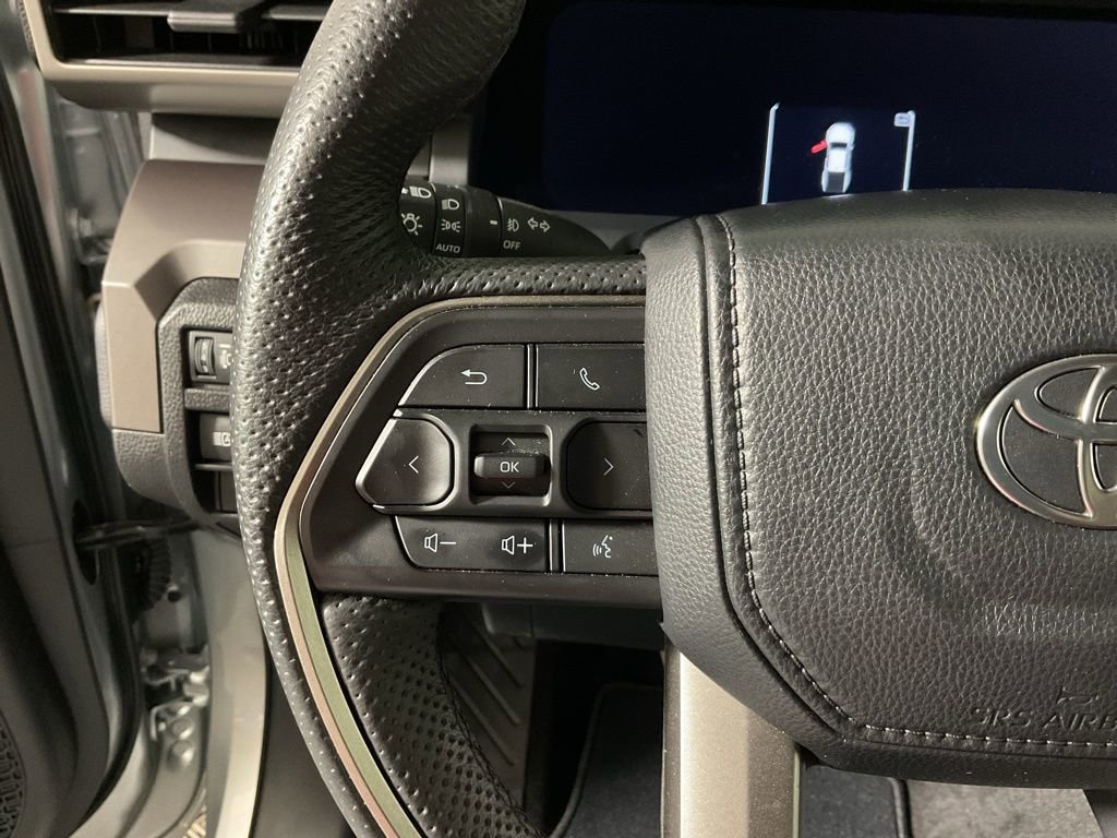 Used 2024 Toyota Tacoma TRD Off-Road image 25