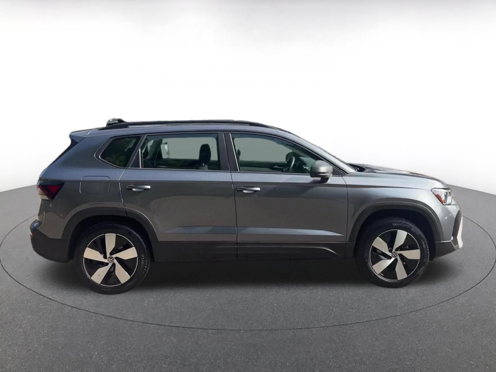 Used 2026 Volkswagen Taos S AWD/4WD image 16