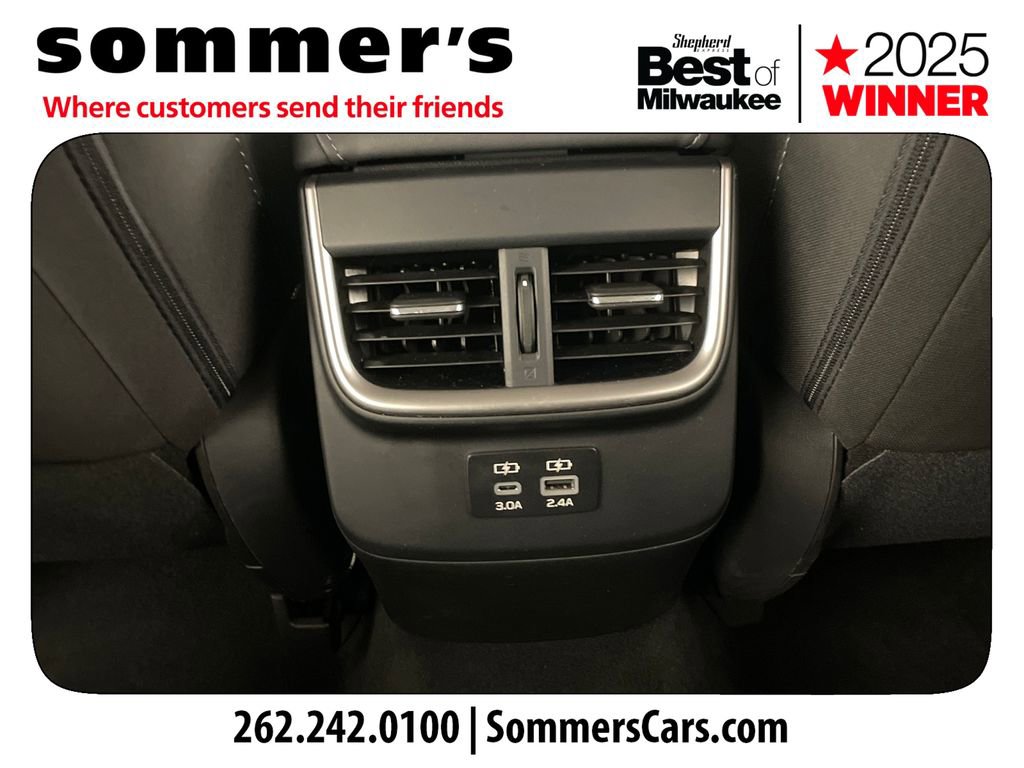 Used 2023 Subaru Outback Premium AWD/4WD image 22