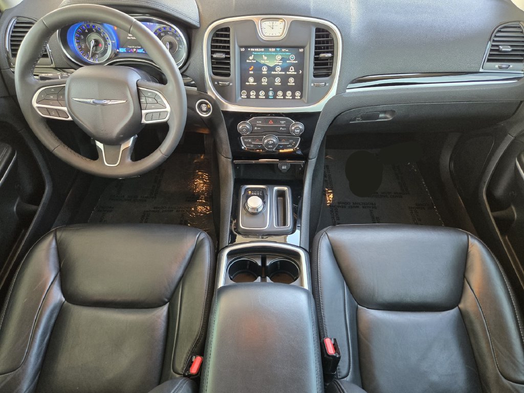 Used 2023 Chrysler 300 Touring L RWD image 29