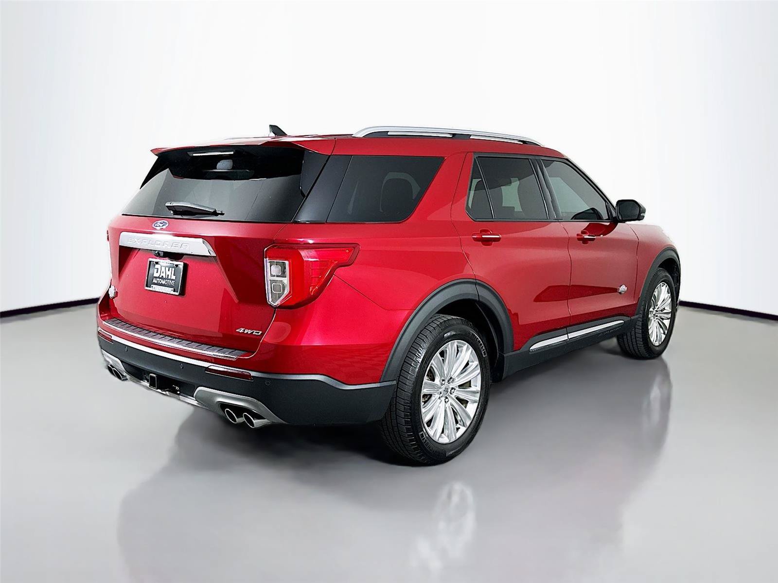 Used 2022 Ford Explorer King Ranch w/ Class IV Trailer Tow Package AWD/4WD image 13