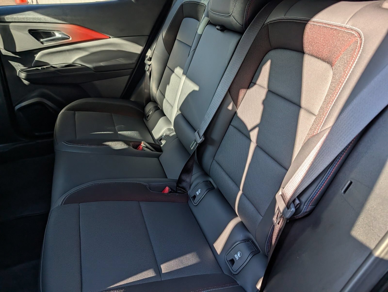 Used 2024 Chevrolet Equinox EV RS AWD/4WD image 19