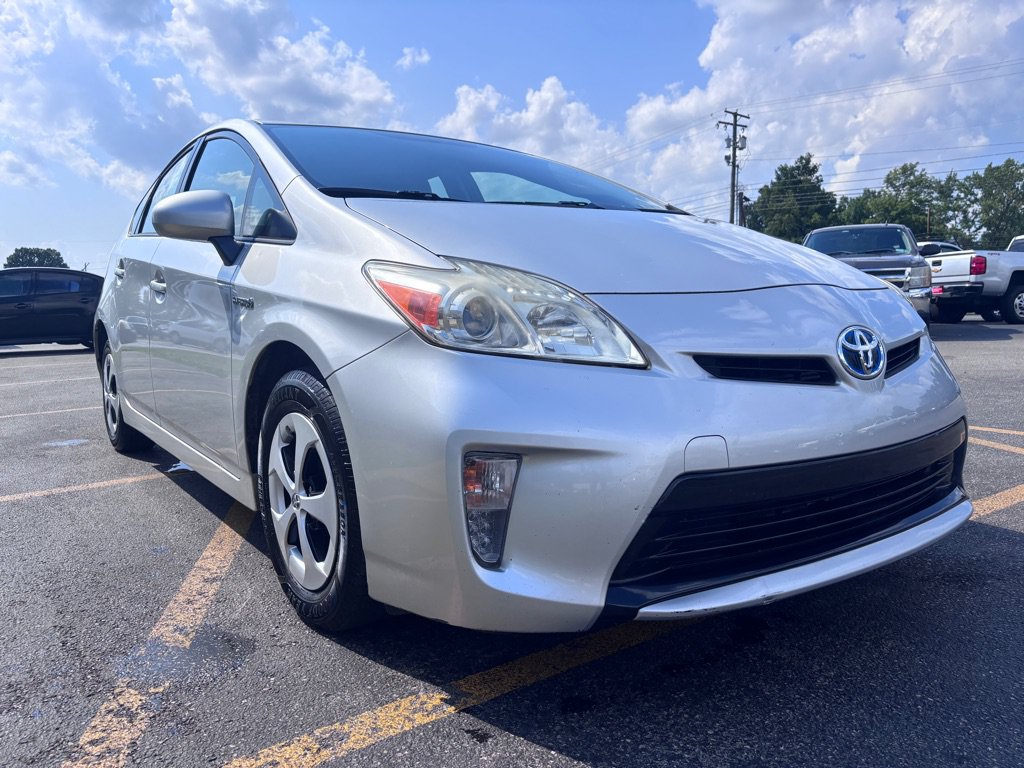 Used 2014 Toyota Prius Three FWD image 4