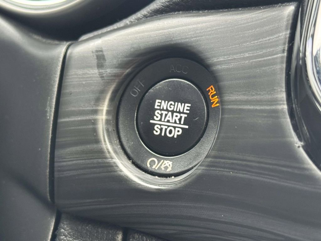 Used 2020 Jeep Grand Cherokee Altitude image 28