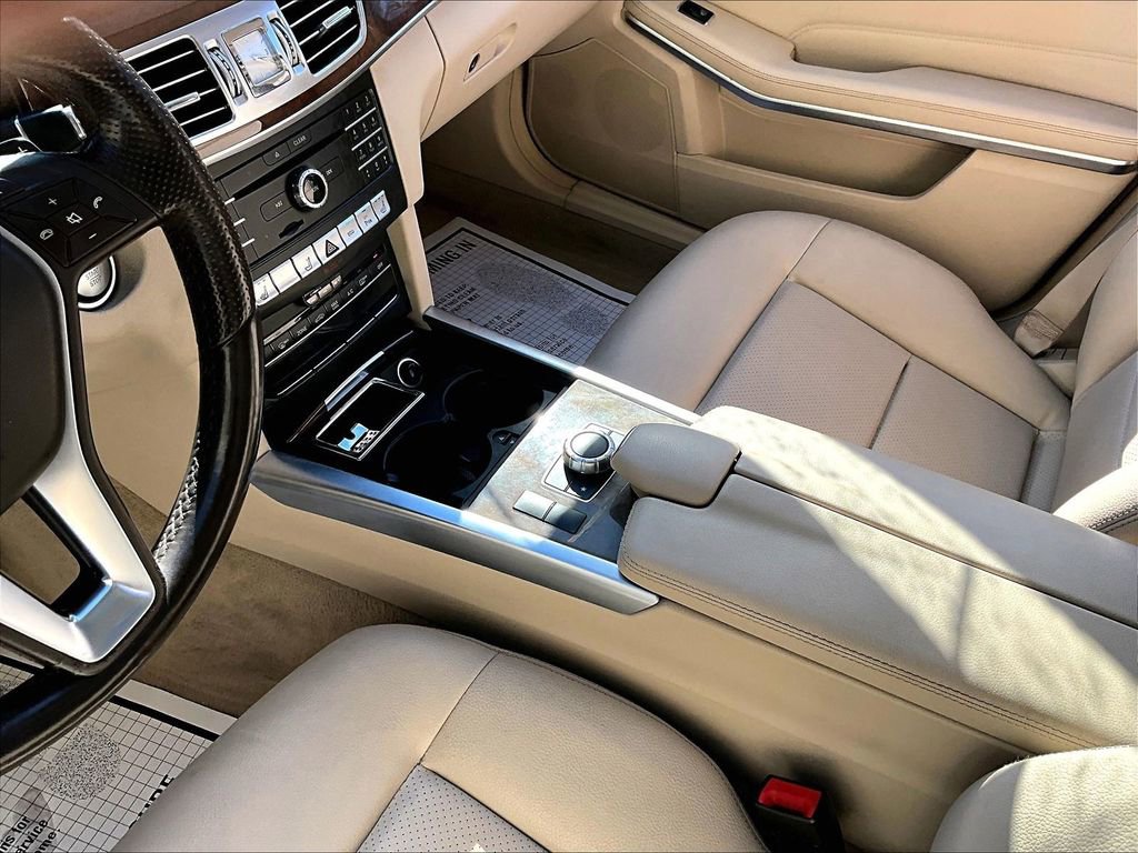Used 2016 Mercedes-Benz E 350 4MATIC Wagon w/ Premium Package image 12