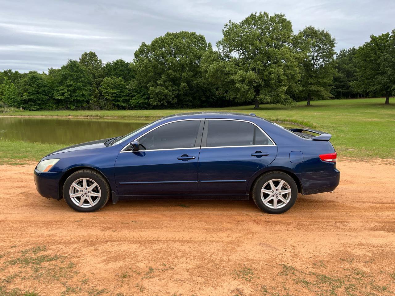 Used 2004 Honda Accord EX image 5