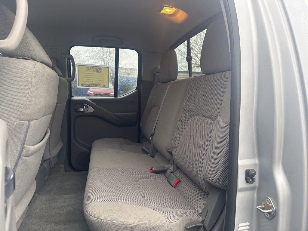 Used 2018 Nissan Frontier SV w/ Value Truck Package image 11