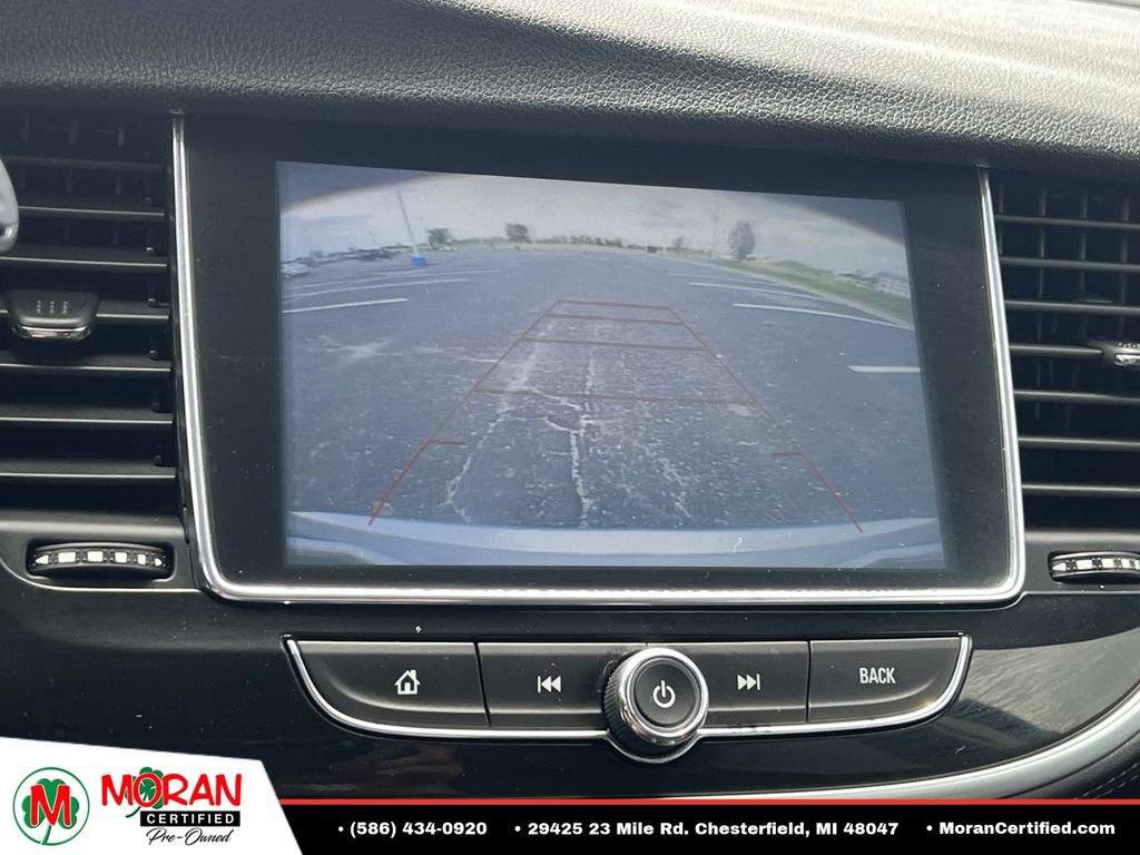 Used 2021 Buick Encore Preferred AWD/4WD image 21