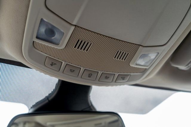 Used 2022 Ford Edge SE image 33