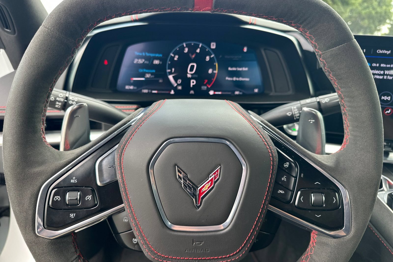Used 2022 Chevrolet Corvette Stingray Premium Cpe w/ Z51 Performance Package RWD image 20