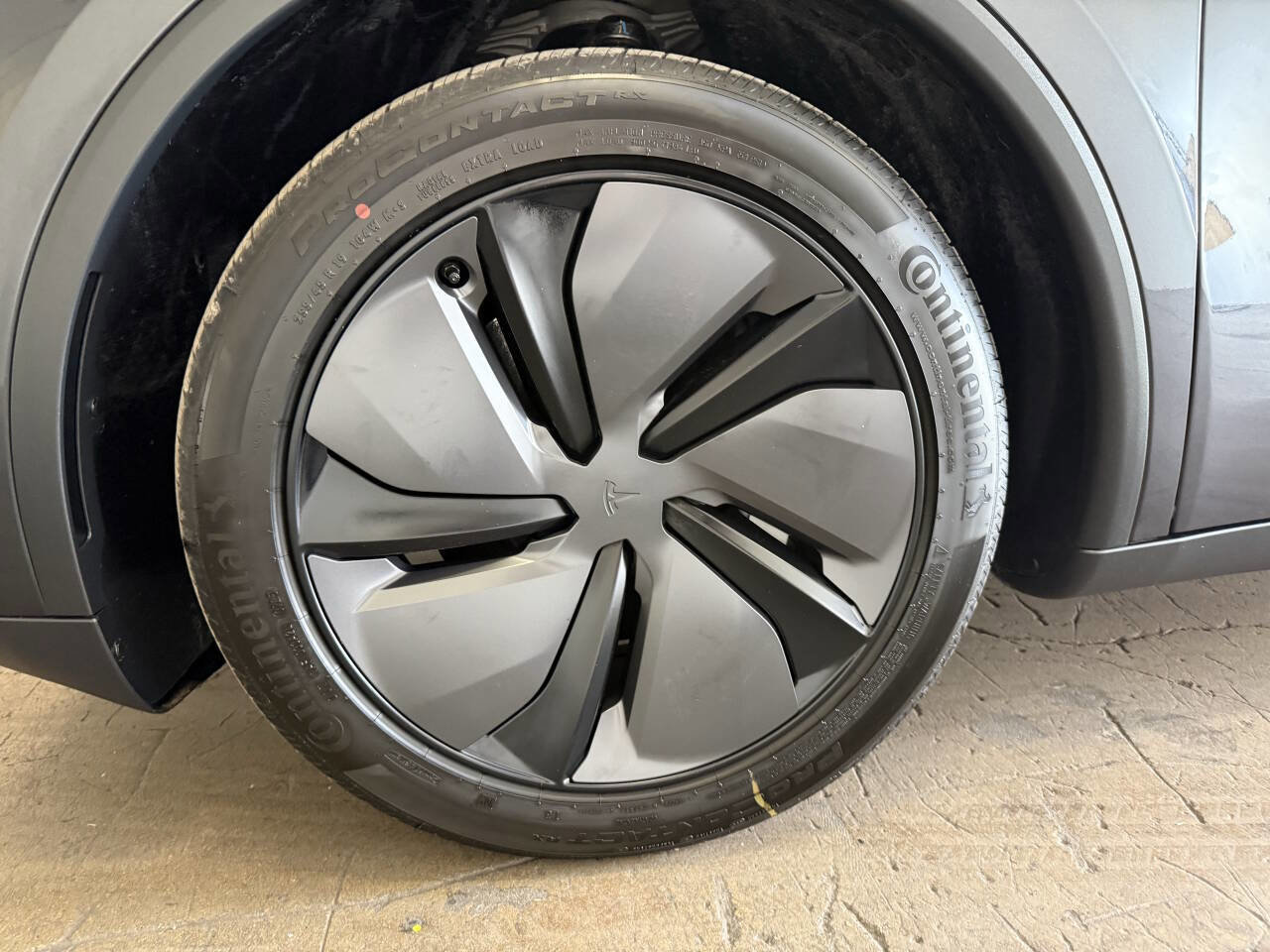 Used 2026 Tesla Model Y Long Range image 36