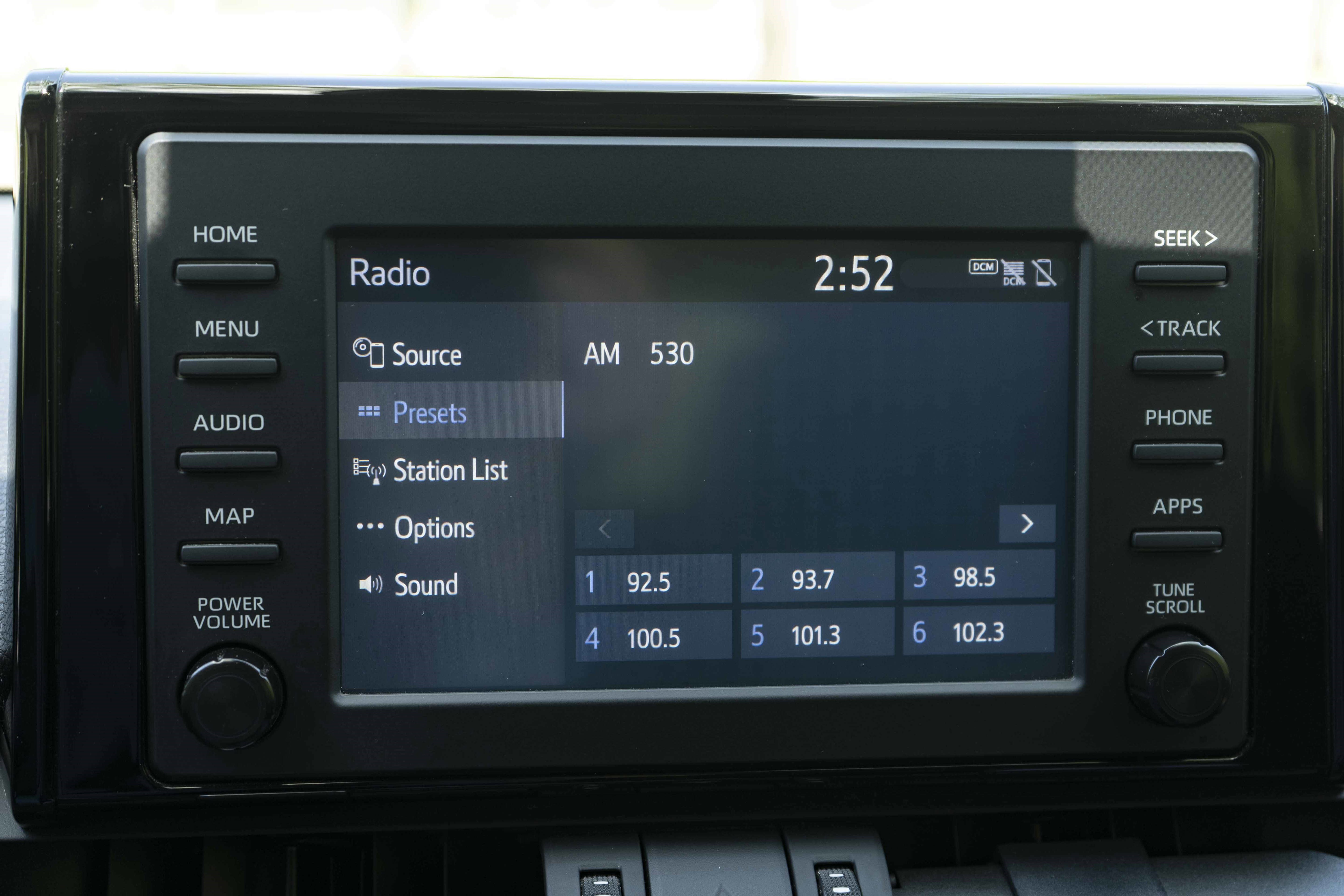 Used 2019 Toyota RAV4 XLE Premium image 29