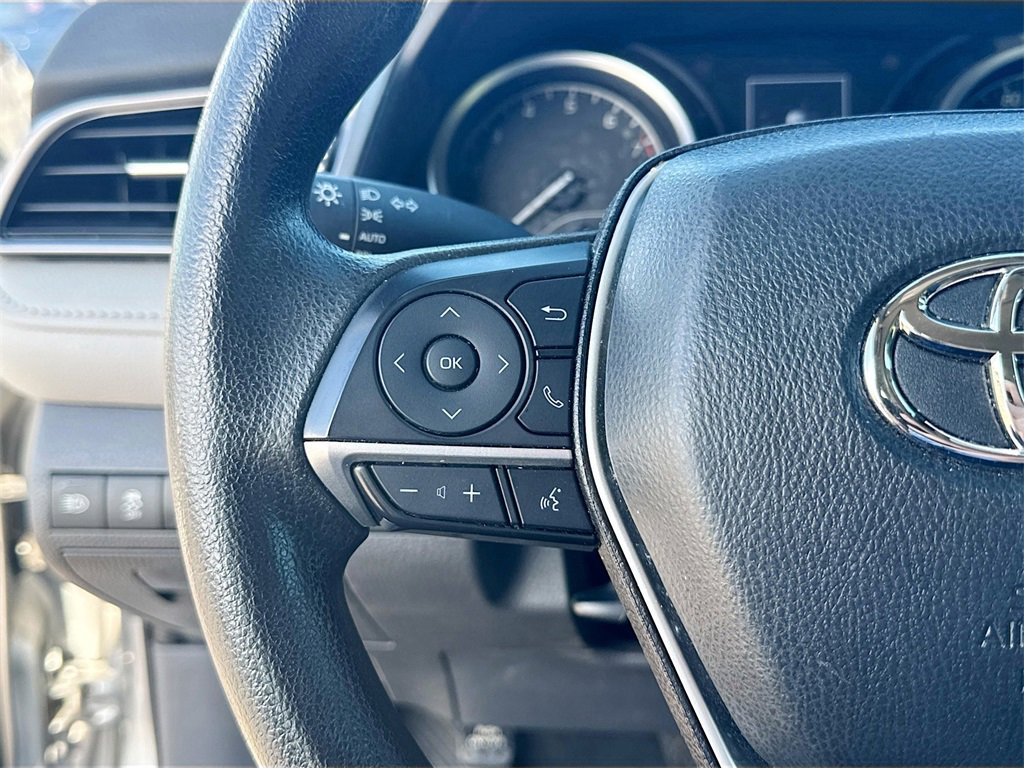 Used 2024 Toyota Camry LE image 12