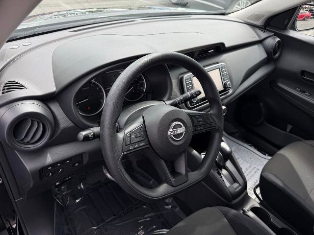 Certified 2025 Nissan Kicks Play S image 17