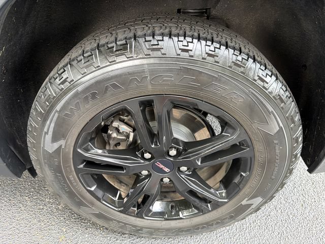 Used 2023 GMC Terrain AT4 w/ Infotainment Package II AWD/4WD image 20