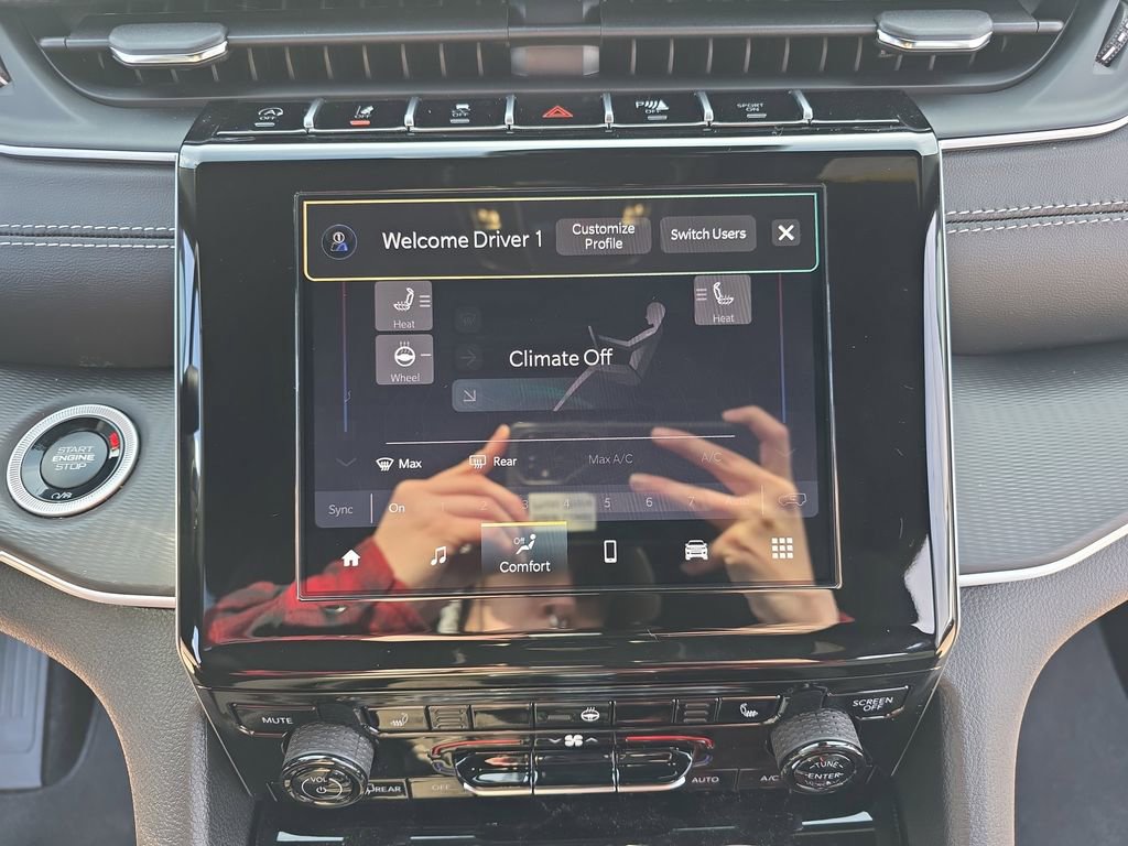 New 2026 Jeep Grand Cherokee L 4WD image 22