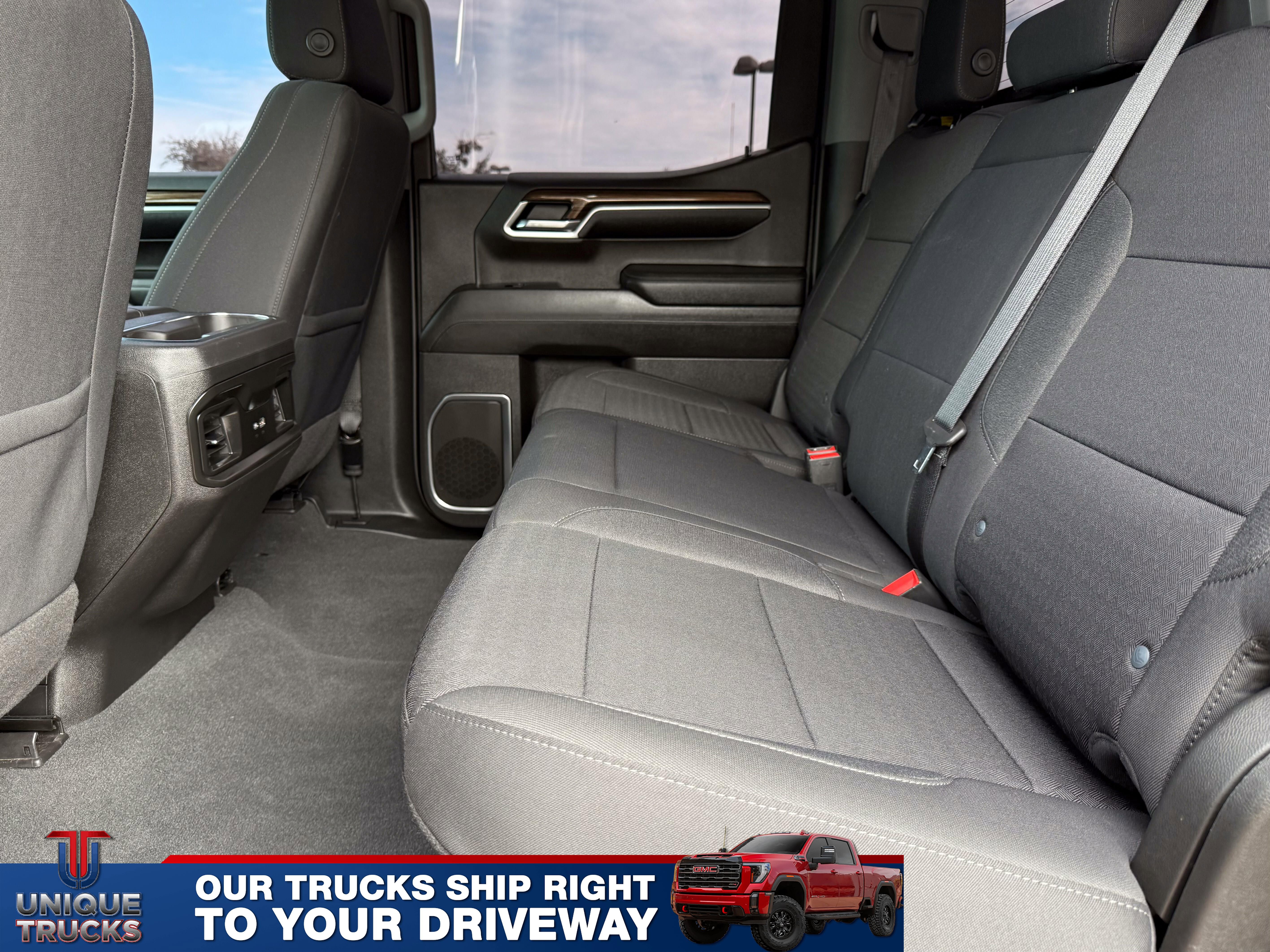 Used 2022 Chevrolet Silverado 1500 RST w/ Convenience Package II image 17