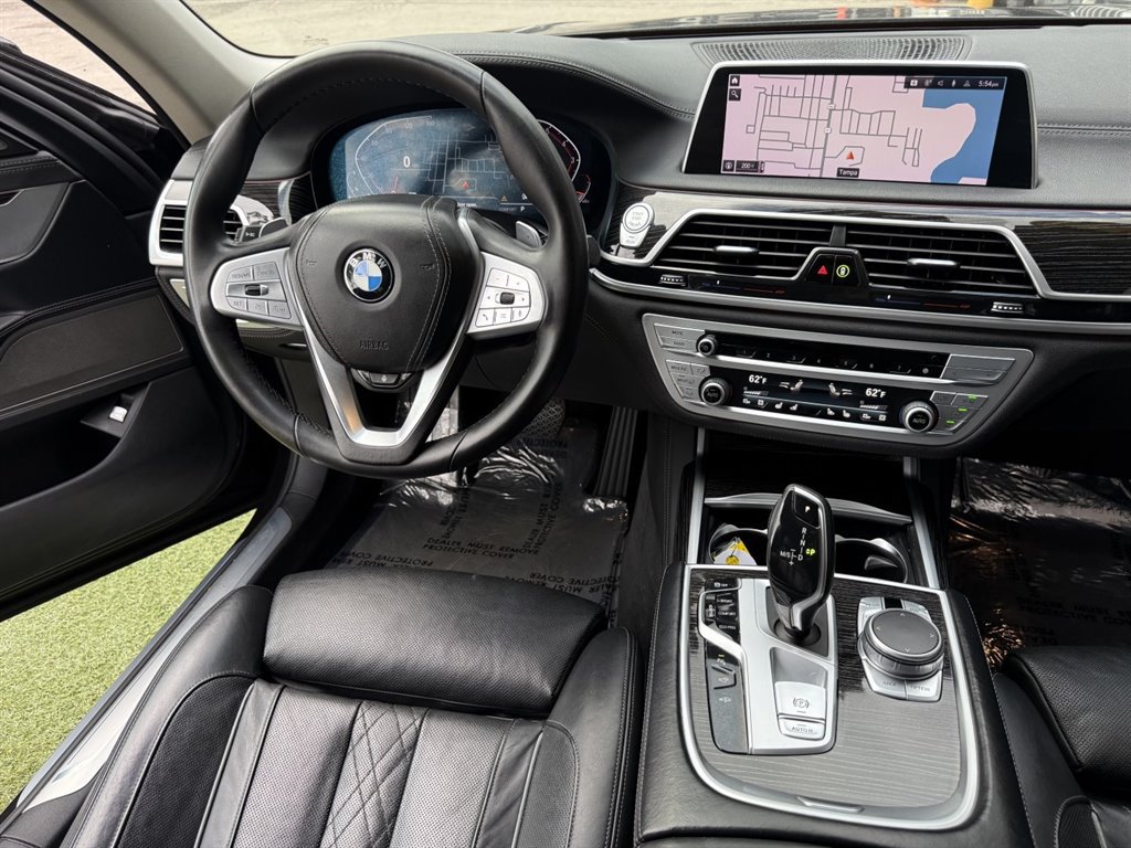 Used 2022 BMW 740i RWD image 24