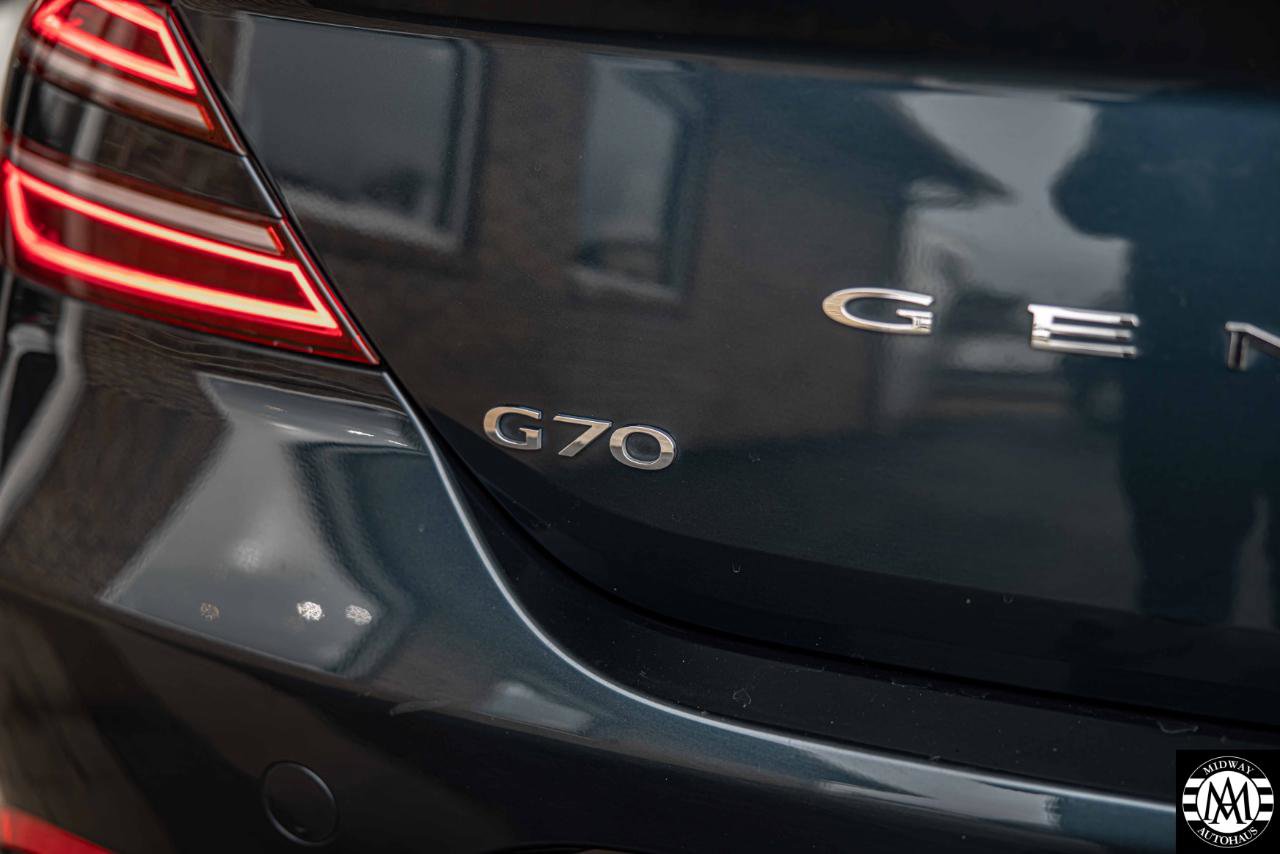Used 2025 Genesis G70 2.5T RWD image 33
