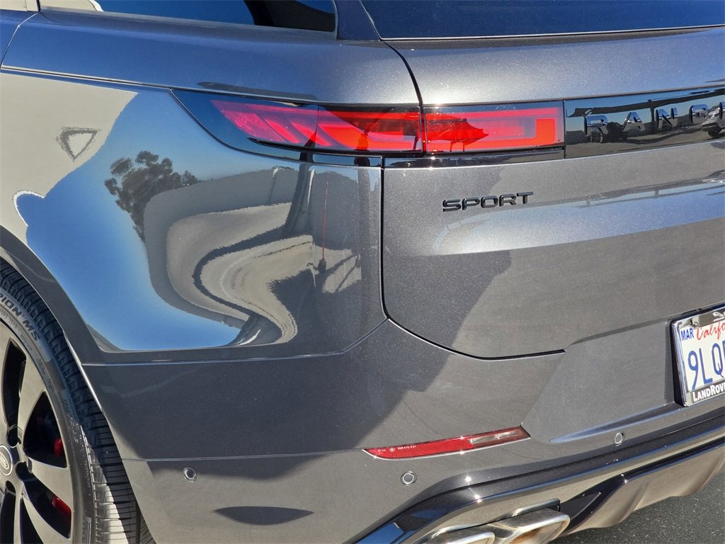 Certified 2025 Land Rover Range Rover Sport Dynamic SE image 36