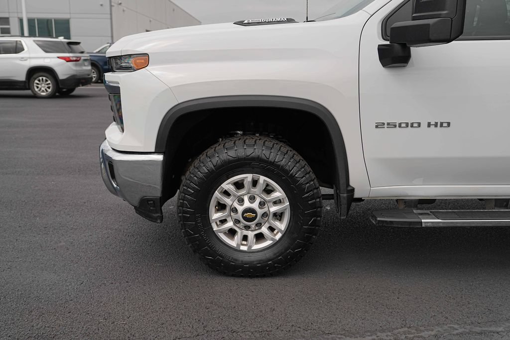 Used 2014 RAM 1500 Outdoorsman AWD/4WD image 11