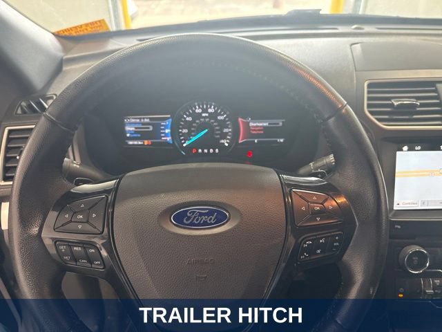 Used 2017 Ford Explorer XLT AWD/4WD image 15