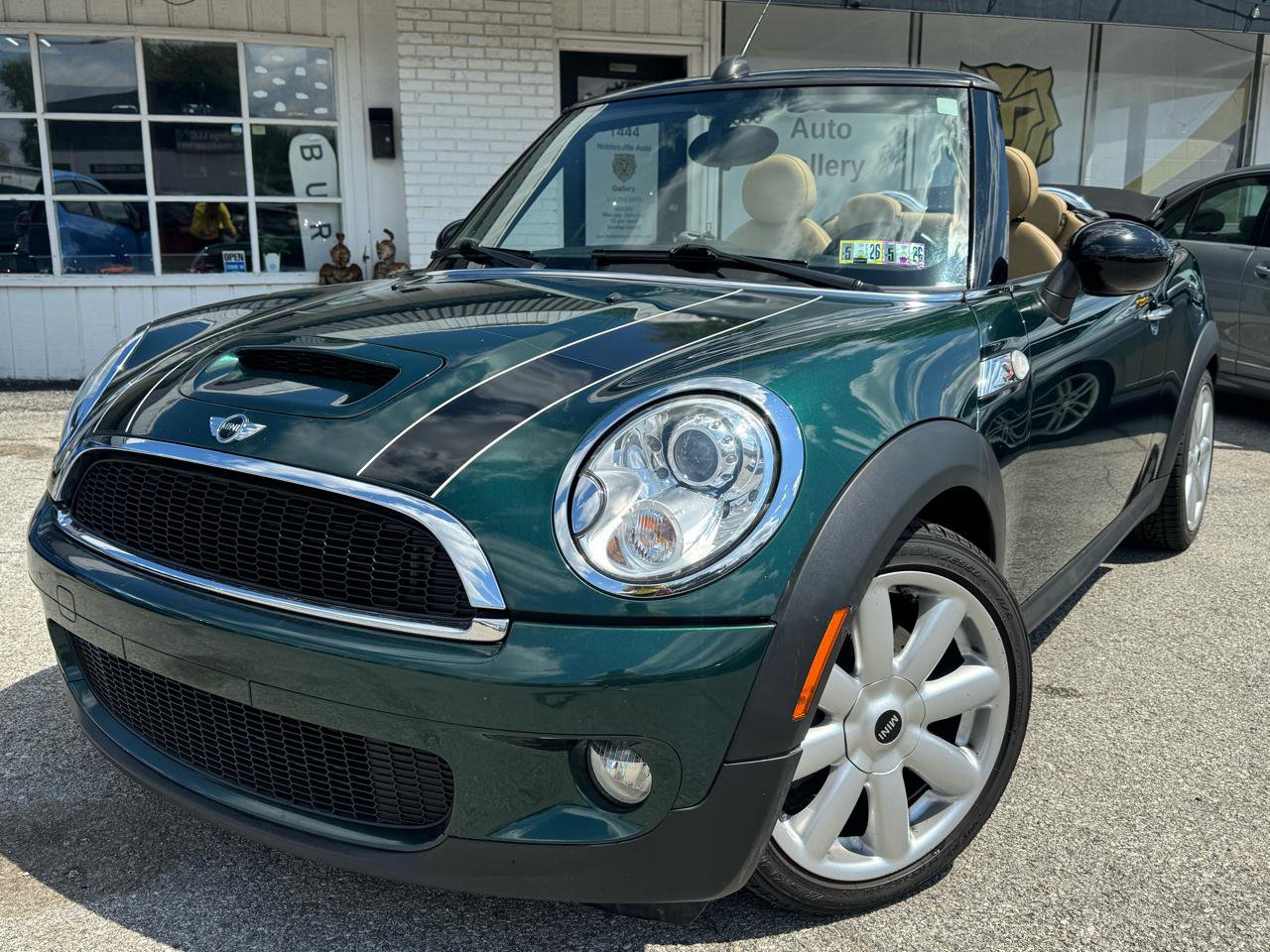 Used 2009 MINI Cooper S FWD image 1