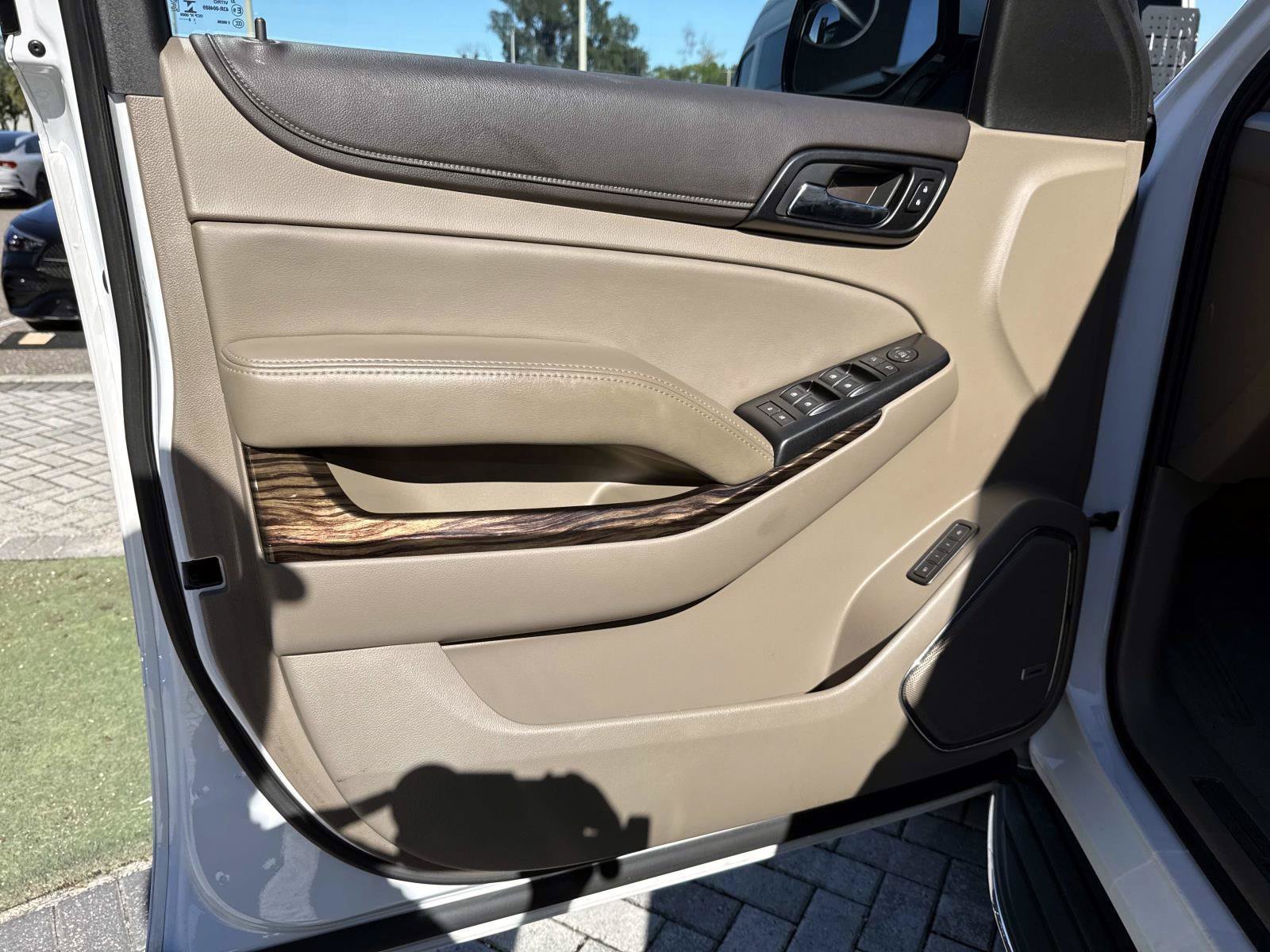 Used 2020 GMC Yukon SLT RWD image 19
