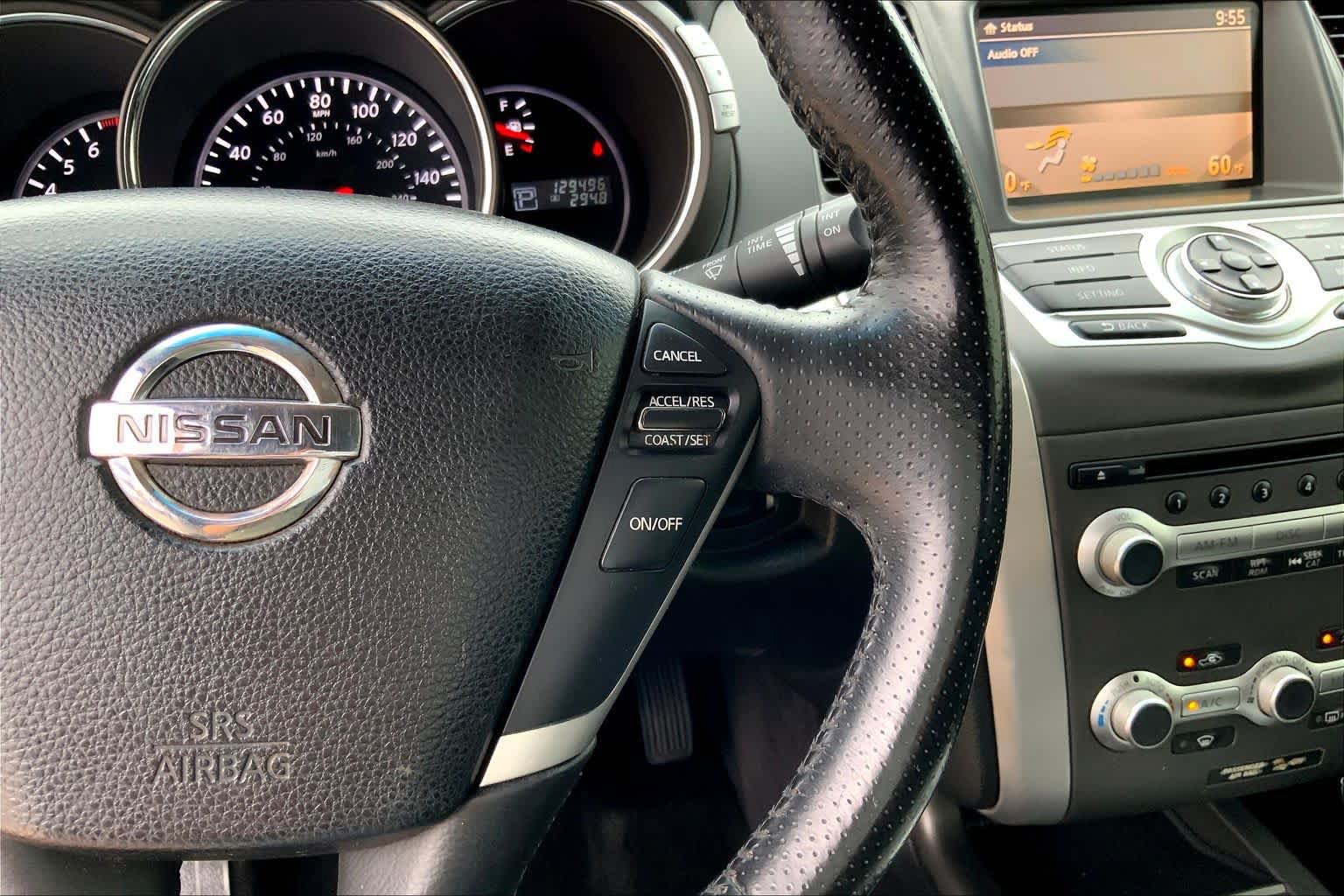 Used 2013 Nissan Murano SV AWD/4WD image 23