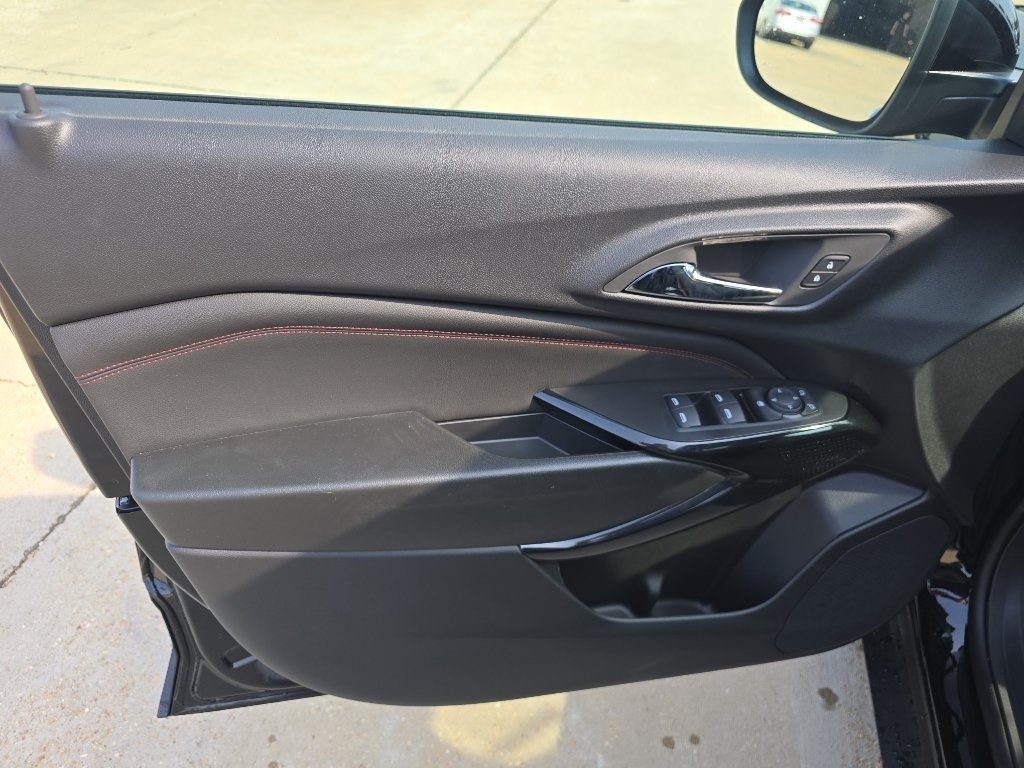 New 2026 Chevrolet Trax RS w/ Driver Confidence Package FWD image 21