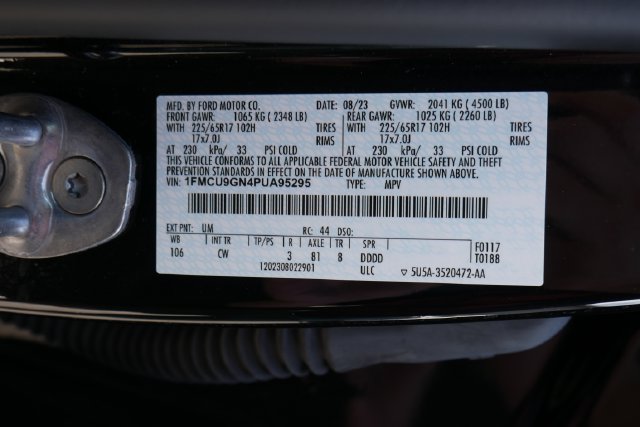 Used 2023 Ford Escape Active AWD/4WD image 27