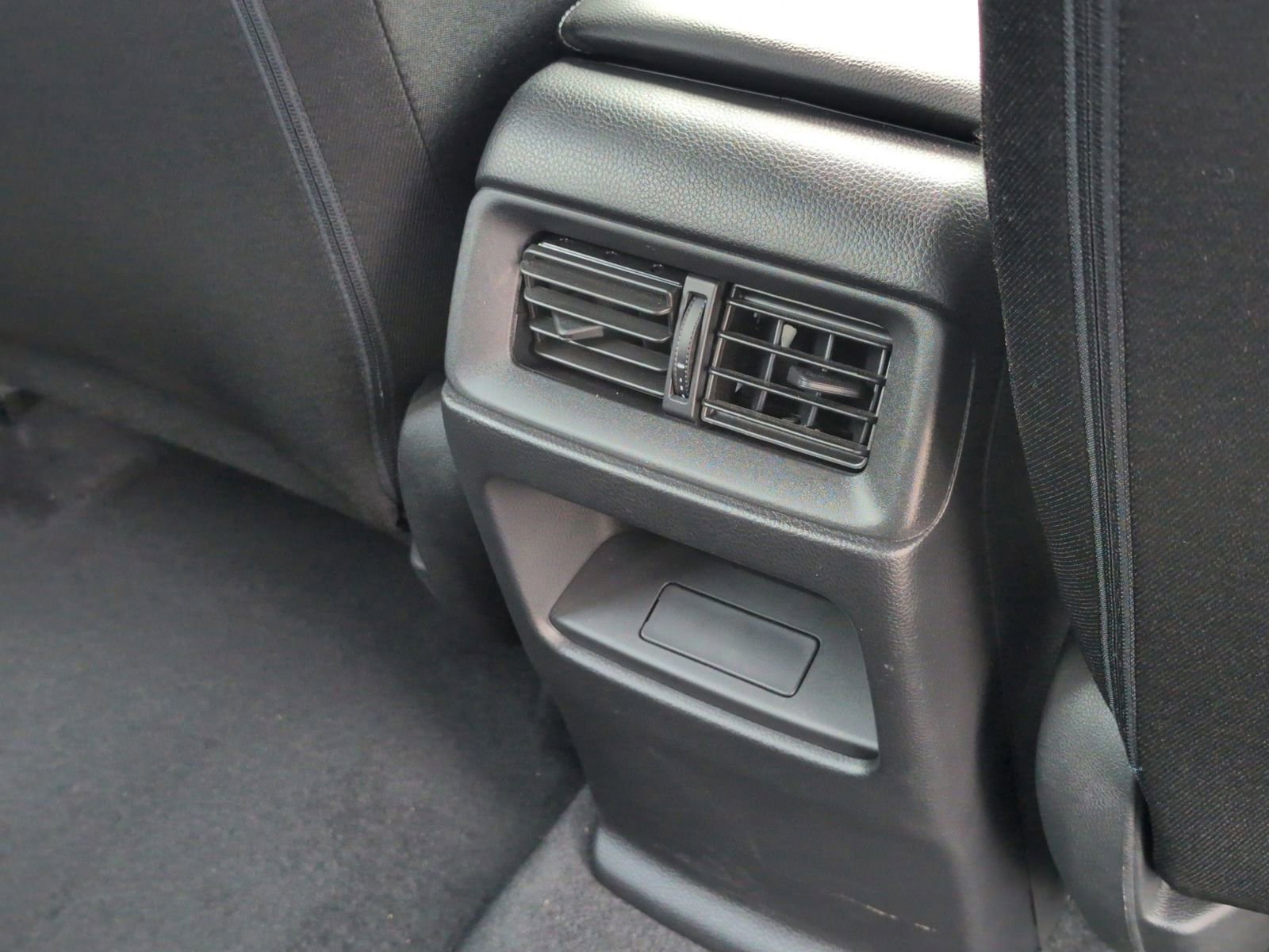 Used 2023 Honda CR-V LX image 28