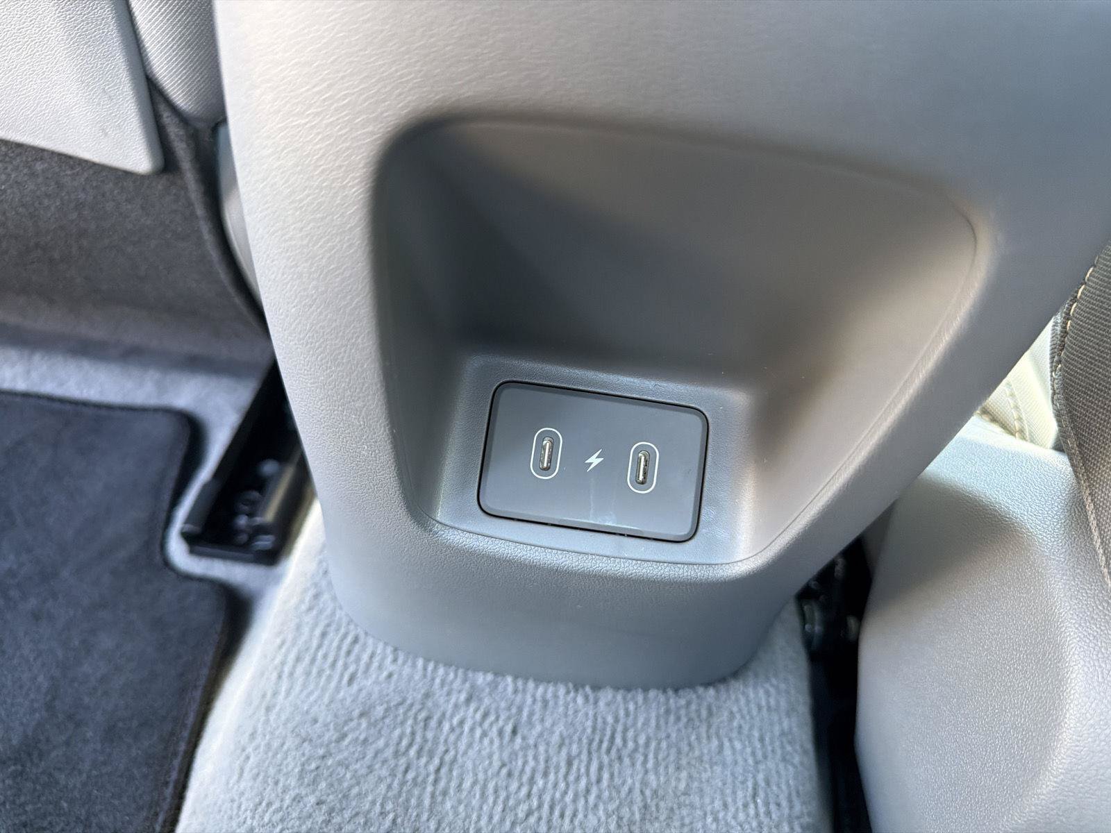 Certified 2025 Hyundai Elantra SEL FWD image 15