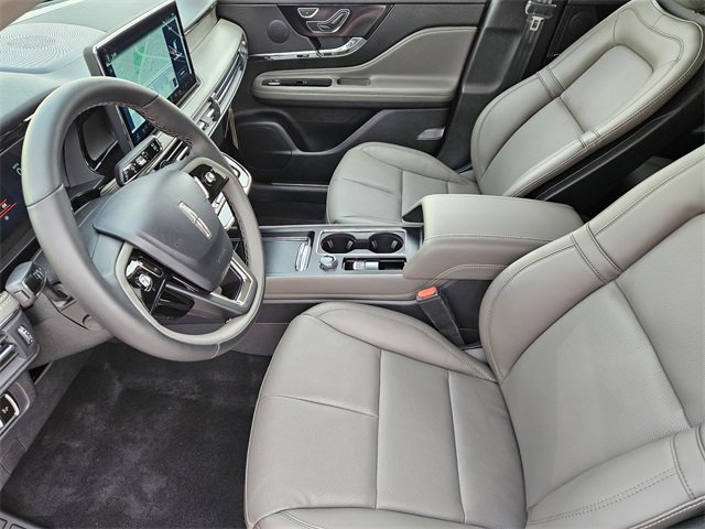 New 2026 Lincoln Corsair Premiere image 12