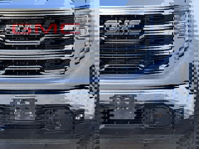 Used 2023 GMC Sierra 1500 SLT image 8