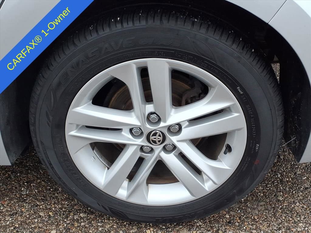 Used 2019 Toyota Corolla Hatchback image 9