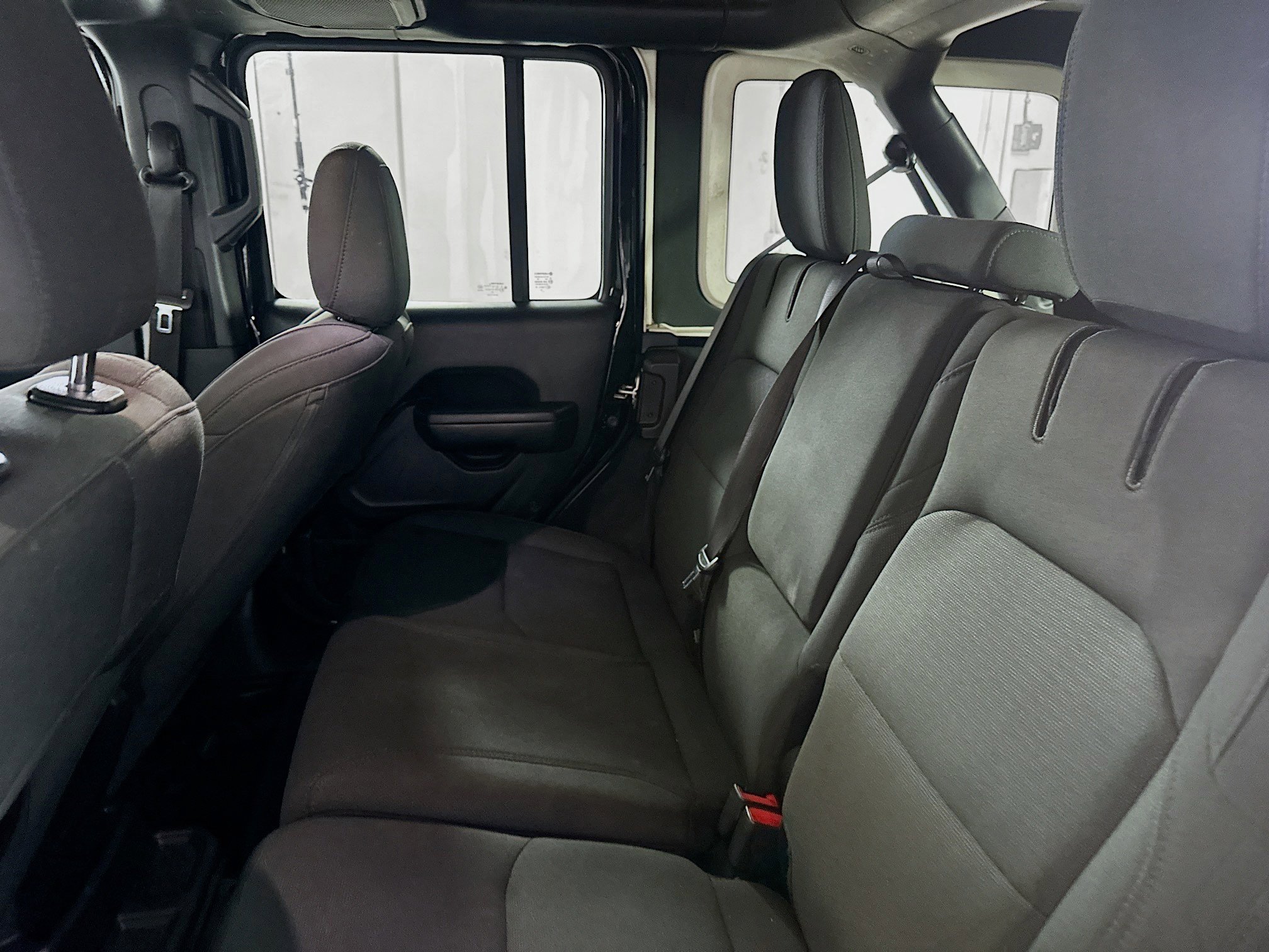 Used 2023 Jeep Wrangler Unlimited w/ Convenience Group image 27