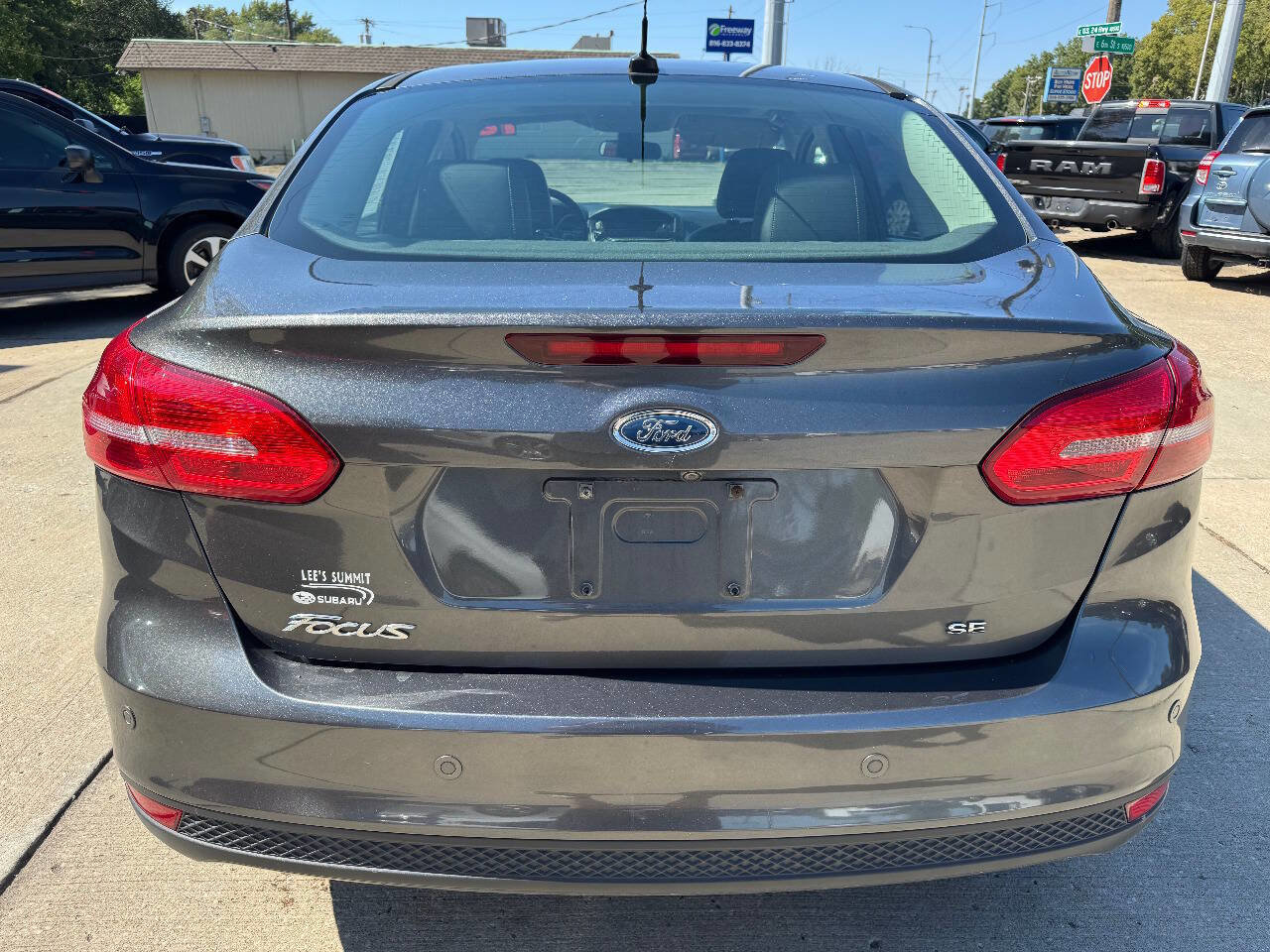 Used 2016 Ford Focus SE w/ Equipment Group 201A image 6