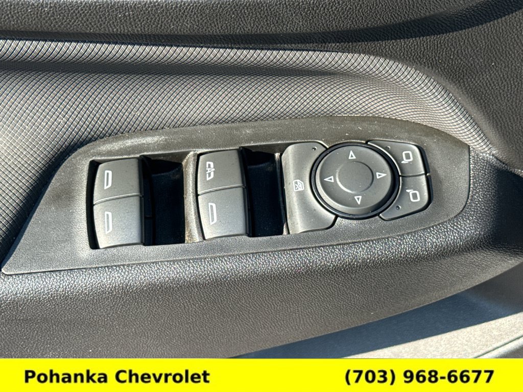 Certified 2022 Chevrolet Equinox RS w/ RS Leather Package AWD/4WD image 19