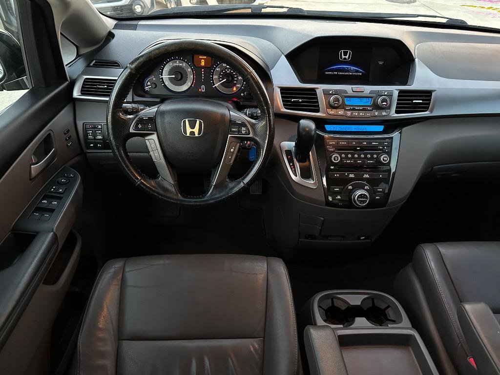 Used 2013 Honda Odyssey Touring image 4