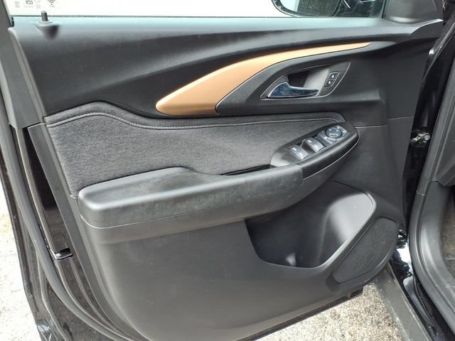Used 2023 Chevrolet TrailBlazer ACTIV AWD/4WD image 17