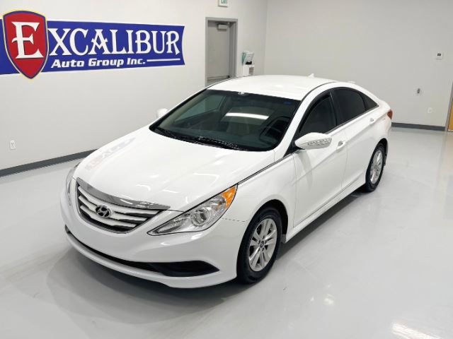 Used 2014 Hyundai Sonata GLS w/ Popular Equipment Group 2 FWD image 4