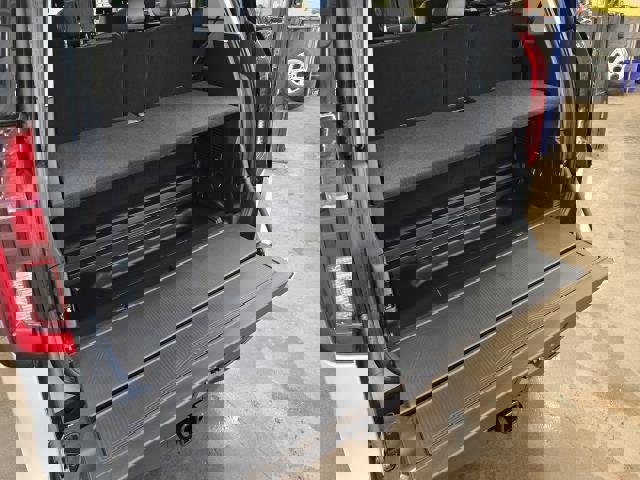 New 2026 Ford Expedition Active image 38