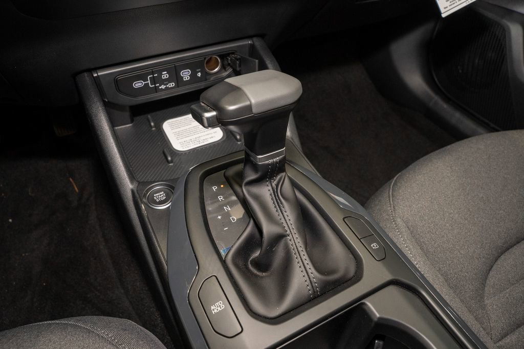 New 2025 Kia K4 EX image 16