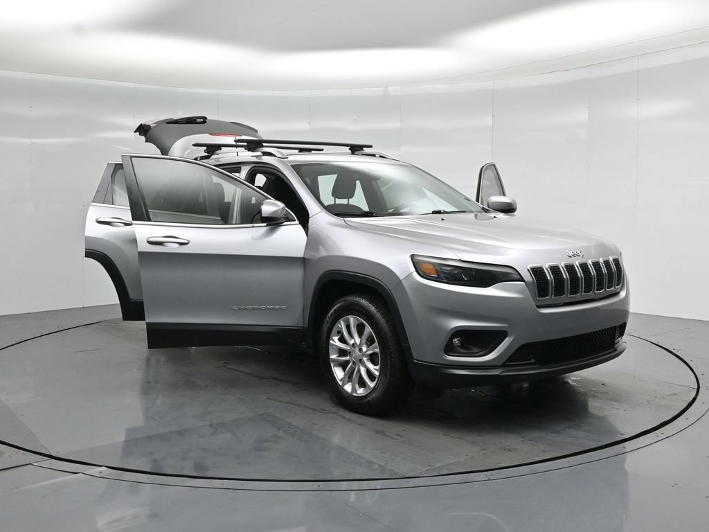 Used 2019 Jeep Cherokee Latitude AWD/4WD image 27